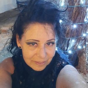 Meet your Posher, Toni